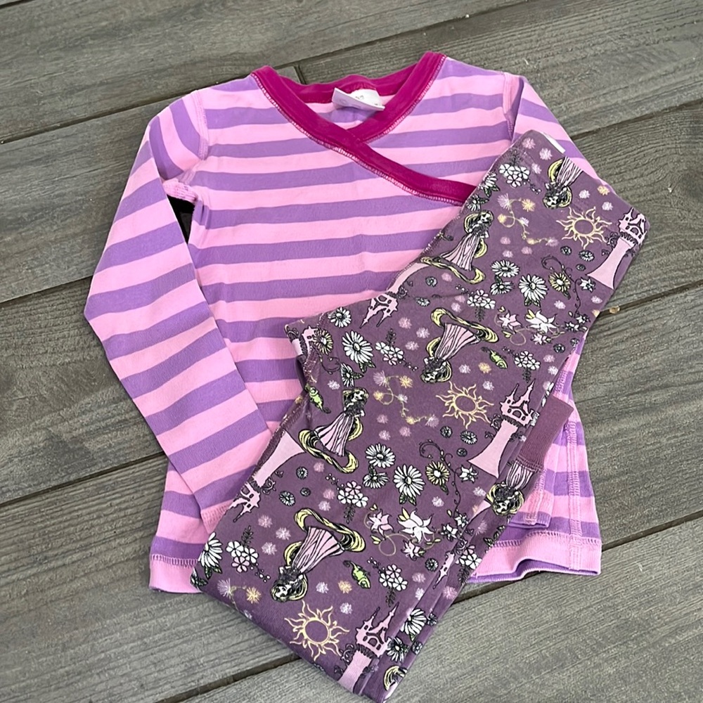 HA Disney tangled pjs size 5